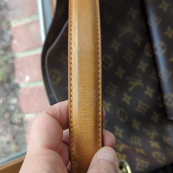 Louis Vuitton Metis hobo bag (discontinued) - Picture 9 of 16